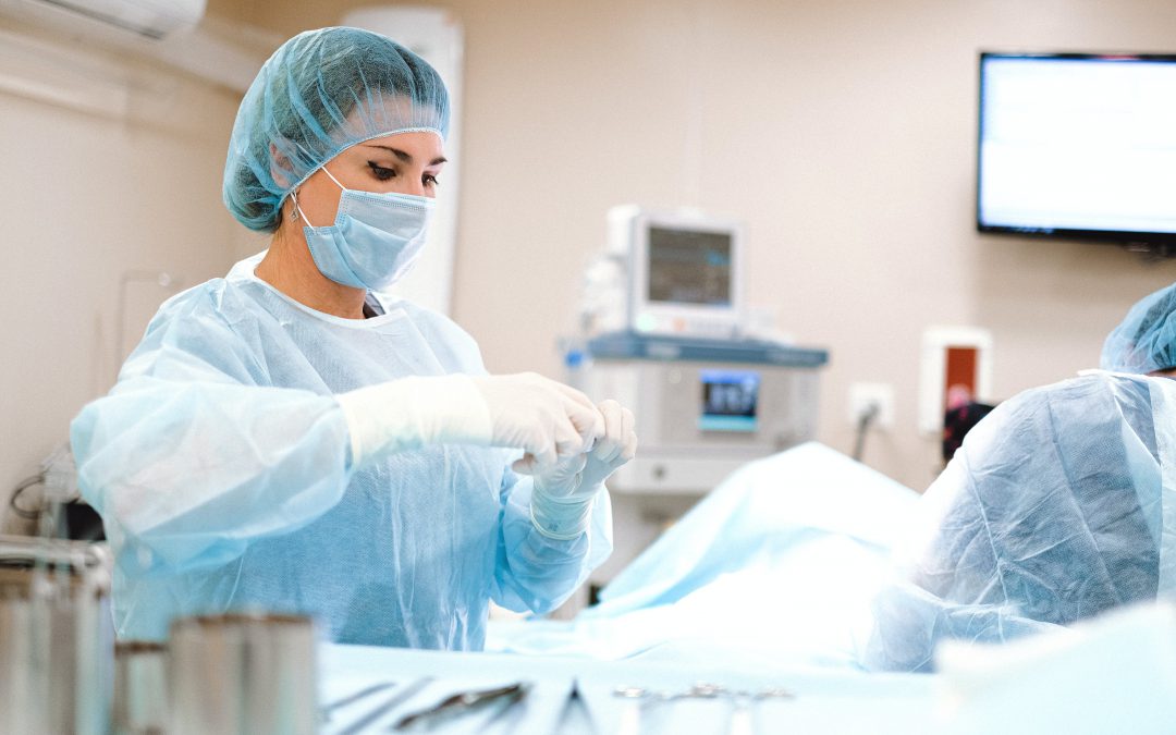 Exención de IVA que no procedería para las ventas de bienes incluidos en una prestación de salud subvencionada por FONASA e Isapres